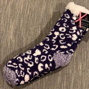 NWT Cuddl Dud Sherpa Lined Socks Cheetah